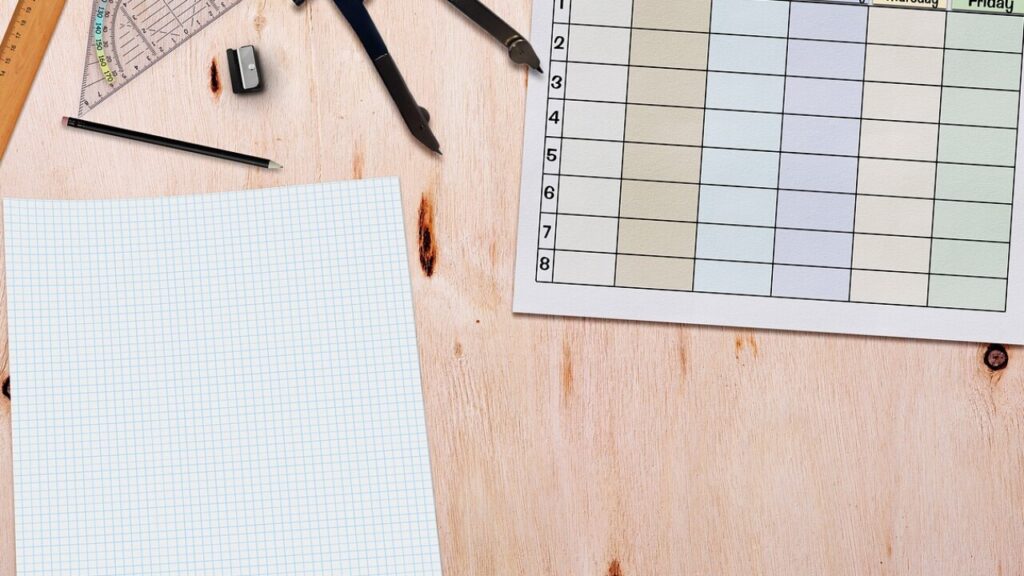 Download fleet management report template in PDF for free