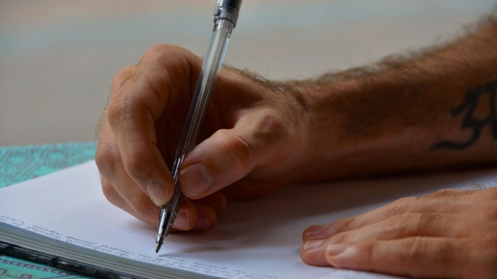 Download PM checklist template in PDF for free