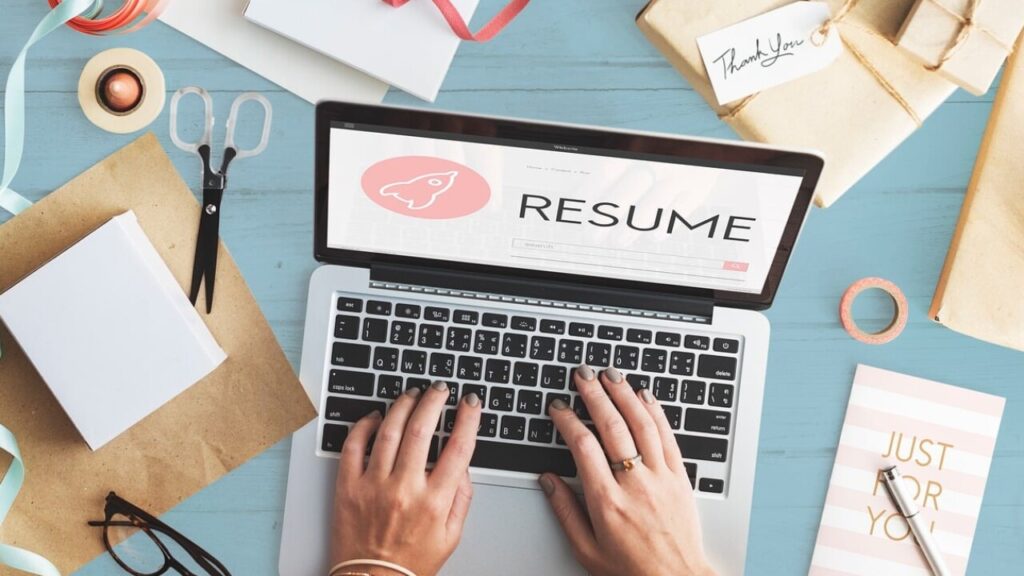 Download CV template Ireland in PDF for free