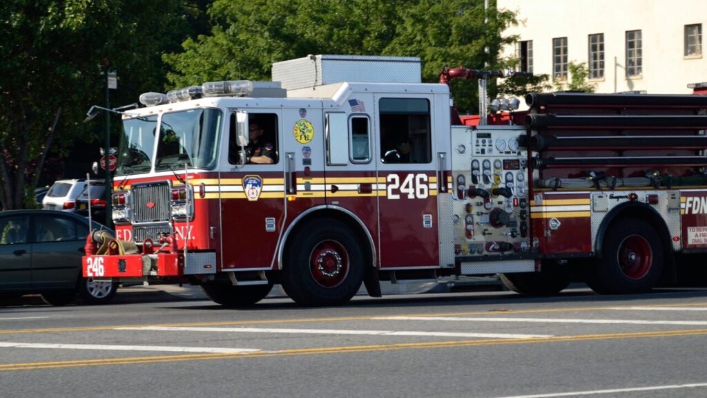 Download fire service resume templates in PDF for free